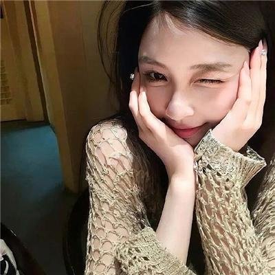向日葵女孩 海报