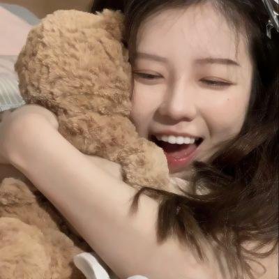 蕾哈娜内衣秀 海报